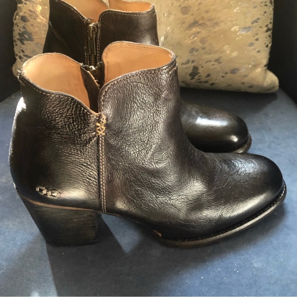 Bed Stu Yell (Cobbler Series) Booties